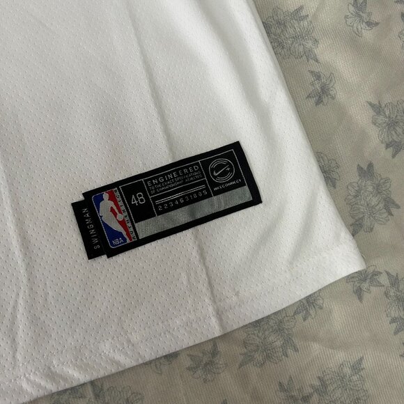 NBA Denver Nuggets Nike Association Swingman Nikola Jokić #15 Jersey - Picture 2 of 6